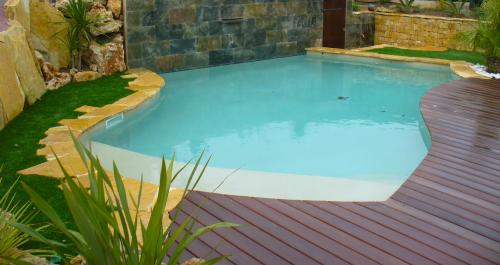 piscine traditionnelle var